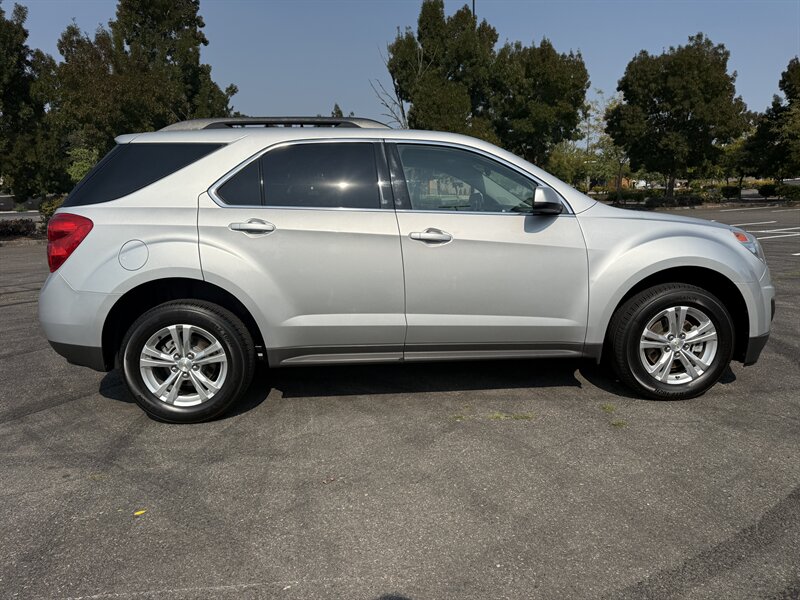 2015 Chevrolet Equinox LT photo 5