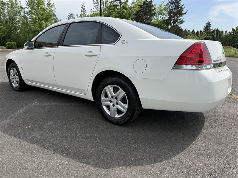 2008 Chevrolet Impala LS - Photo 5 - Salem, OR 97317
