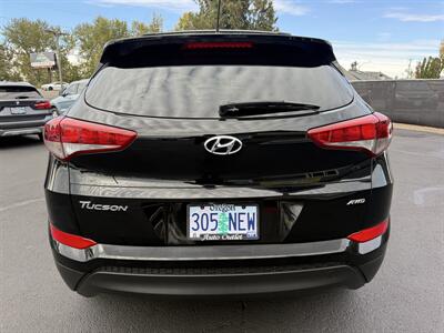 2016 Hyundai TUCSON SE   - Photo 6 - Salem, OR 97317