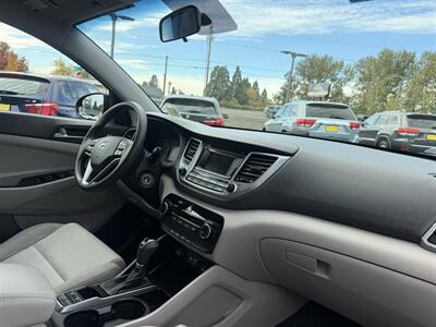 2016 Hyundai TUCSON SE   - Photo 10 - Salem, OR 97317