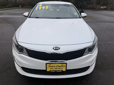 2016 Kia Optima LX   - Photo 2 - Salem, OR 97317