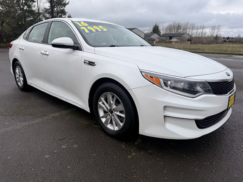 2016 Kia Optima LX  