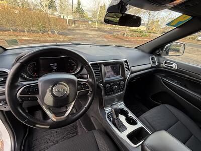 2019 Jeep Grand Cherokee Laredo   - Photo 9 - Salem, OR 97317