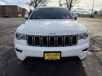 2019 Jeep Grand Cherokee Laredo   - Photo 2 - Salem, OR 97317
