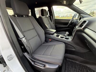 2019 Jeep Grand Cherokee Laredo   - Photo 14 - Salem, OR 97317