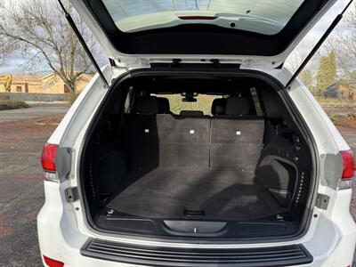 2019 Jeep Grand Cherokee Laredo   - Photo 12 - Salem, OR 97317