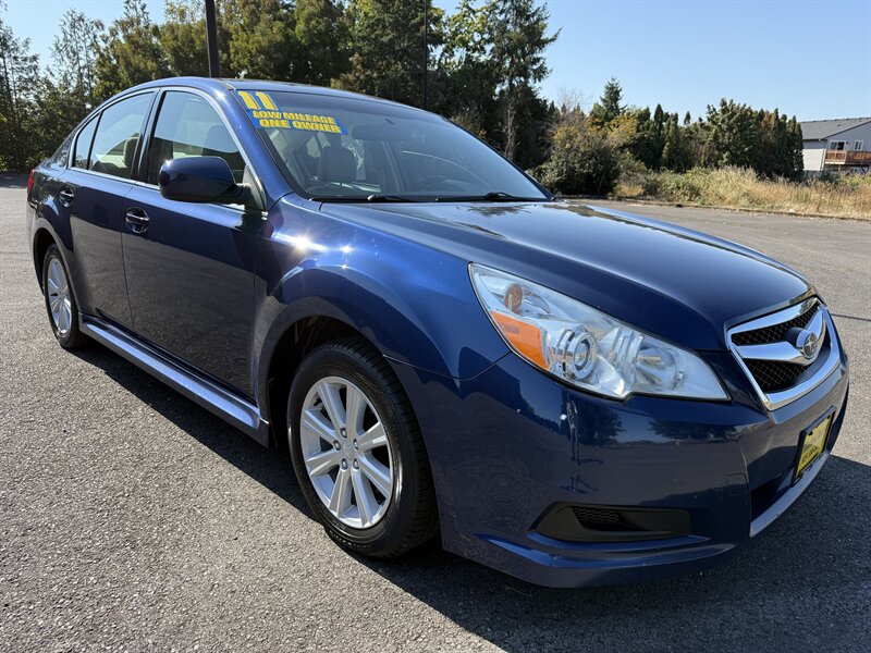 2011 Subaru Legacy 2.5i Premium  