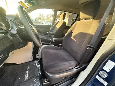 2011 Dodge Grand Caravan Express - Photo 8 - Salem, OR 97317