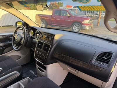 2011 Dodge Grand Caravan Express - Photo 17 - Salem, OR 97317