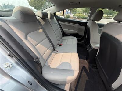 2017 Hyundai ELANTRA SE - Photo 14 - Salem, OR 97317