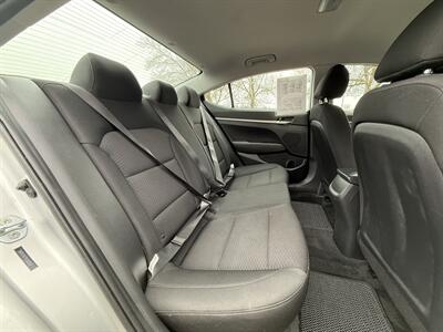 2020 Hyundai ELANTRA SE - Photo 12 - Salem, OR 97317