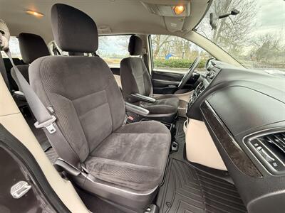 2016 Dodge Grand Caravan American Value Package   - Photo 18 - Salem, OR 97317