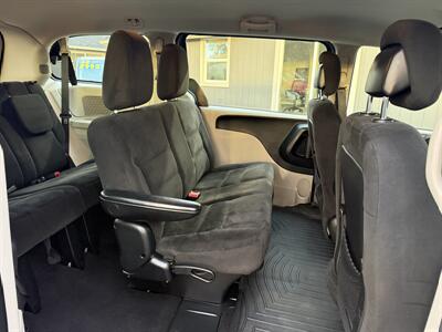 2016 Dodge Grand Caravan American Value Package - Photo 16 - Salem, OR 97317