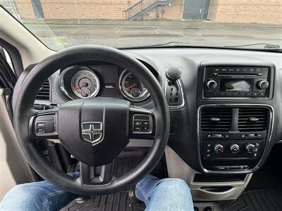 2016 Dodge Grand Caravan American Value Package   - Photo 9 - Salem, OR 97317