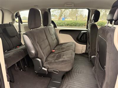 2016 Dodge Grand Caravan American Value Package   - Photo 15 - Salem, OR 97317