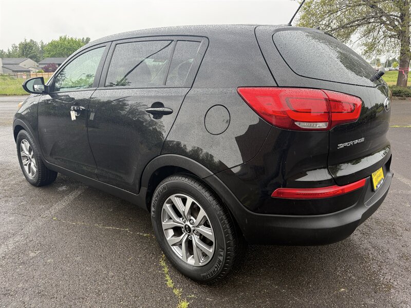 2016 Kia Sportage LX - Photo 5 - Salem, OR 97317