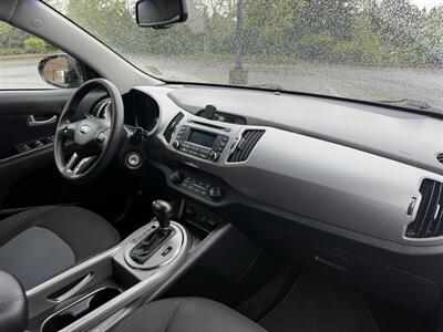 2016 Kia Sportage LX - Photo 11 - Salem, OR 97317