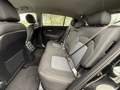 2016 Kia Sportage LX - Photo 13 - Salem, OR 97317