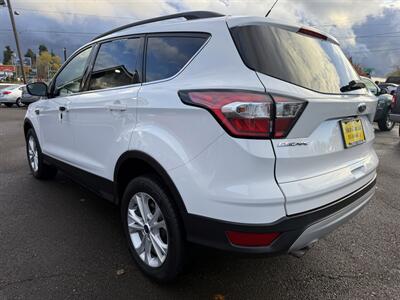 2018 Ford Escape SE   - Photo 5 - Salem, OR 97317