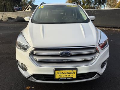 2018 Ford Escape SE   - Photo 2 - Salem, OR 97317