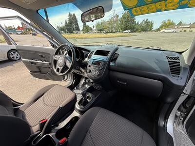 2013 Kia Soul   - Photo 11 - Salem, OR 97317