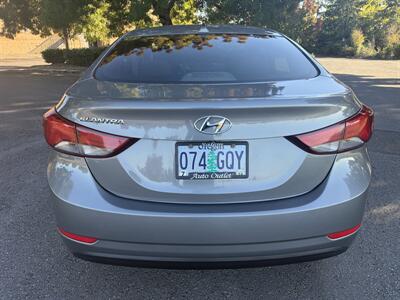 2014 Hyundai ELANTRA SE - Photo 12 - Salem, OR 97317