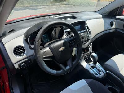 2014 Chevrolet Cruze LS Auto - Photo 9 - Salem, OR 97317