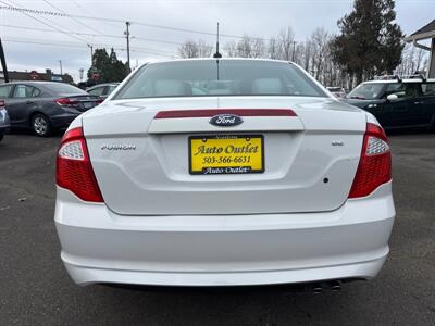 2011 Ford Fusion SE   - Photo 6 - Salem, OR 97317