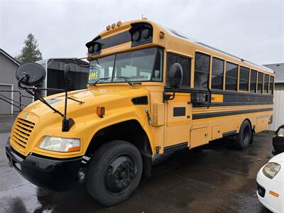 2009 BLUE BIRD VISON BUS   - Photo 4 - Salem, OR 97317
