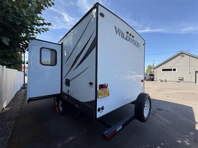 2016 FOREST RIVER WILDWOOD Travel trailer  T23RBS - Photo 4 - Salem, OR 97317