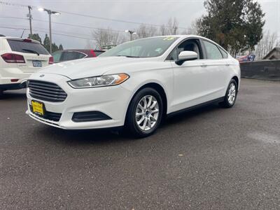 2015 Ford Fusion S   - Photo 1 - Salem, OR 97317