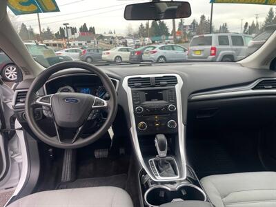 2015 Ford Fusion S   - Photo 16 - Salem, OR 97317