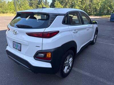 2021 Hyundai KONA SE   - Photo 6 - Salem, OR 97317