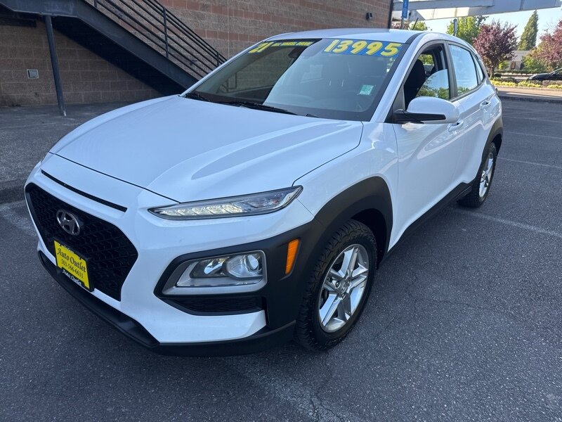 2021 Hyundai KONA SE  