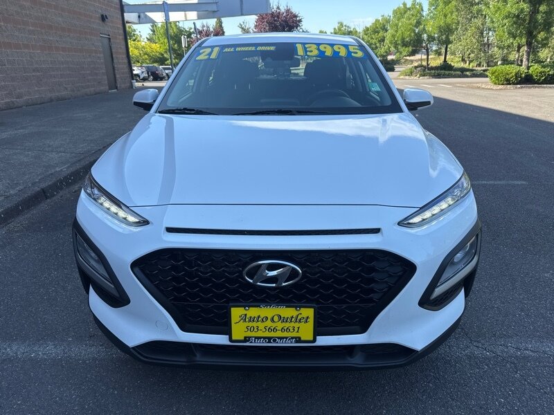 2021 Hyundai KONA SE  