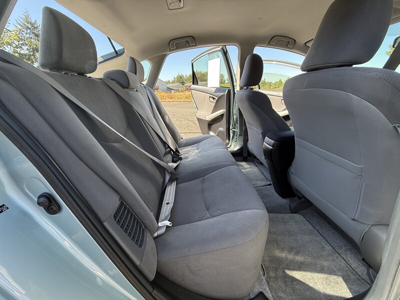 2012 Toyota Prius Two photo 13