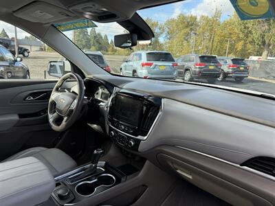 2018 Chevrolet Traverse LT   - Photo 10 - Salem, OR 97317