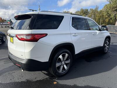 2018 Chevrolet Traverse LT   - Photo 7 - Salem, OR 97317