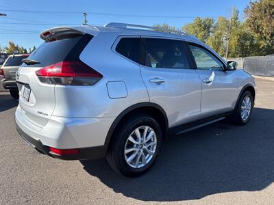 2018 Nissan Rogue SV   - Photo 6 - Salem, OR 97317