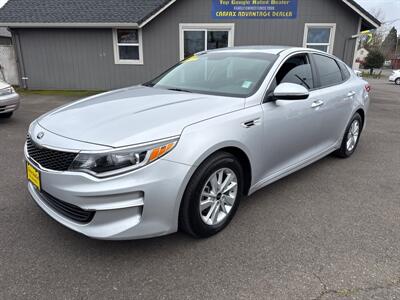 2016 Kia Optima LX   - Photo 2 - Salem, OR 97317