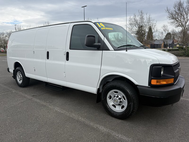 2014 Chevrolet Express 3500   - Photo 1 - Salem, OR 97317