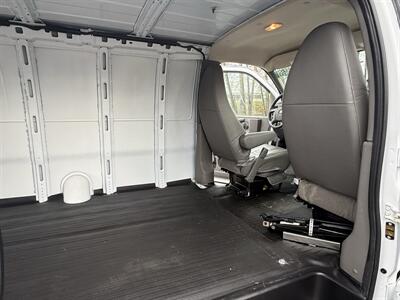 2014 Chevrolet Express 3500   - Photo 15 - Salem, OR 97317