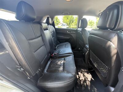 2013 Kia Sorento EX - Photo 14 - Salem, OR 97317