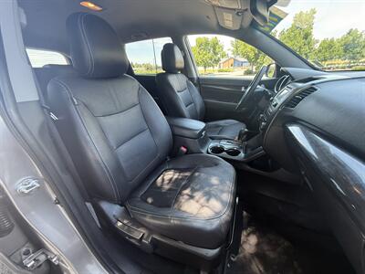 2013 Kia Sorento EX - Photo 15 - Salem, OR 97317