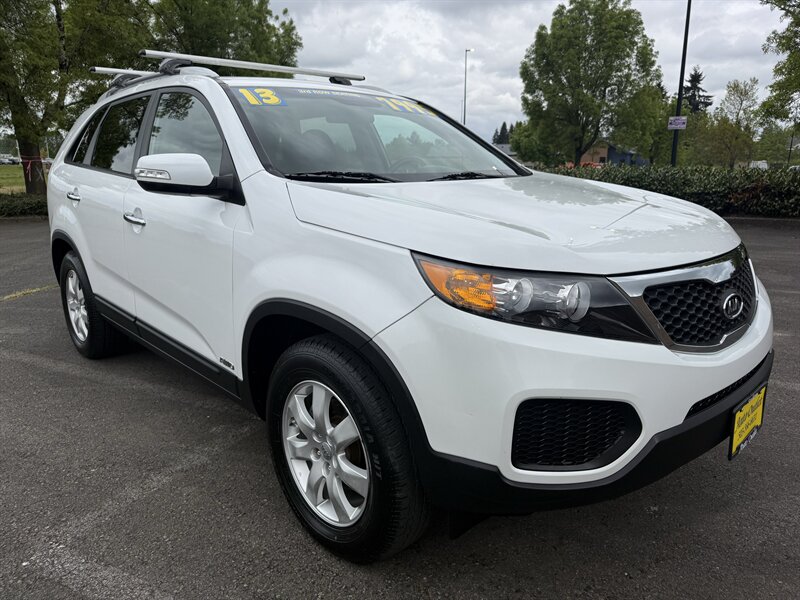 2013 Kia Sorento LX  