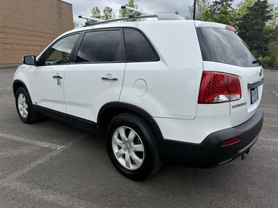 2013 Kia Sorento LX - Photo 5 - Salem, OR 97317