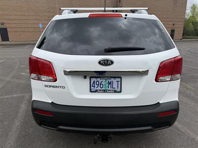 2013 Kia Sorento LX - Photo 6 - Salem, OR 97317