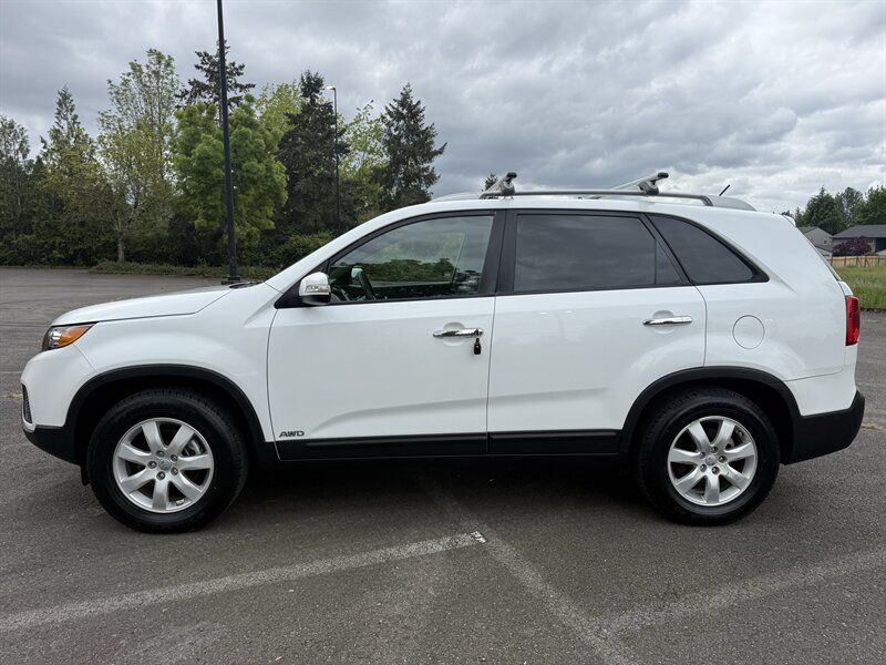 2013 Kia Sorento LX - Photo 4 - Salem, OR 97317