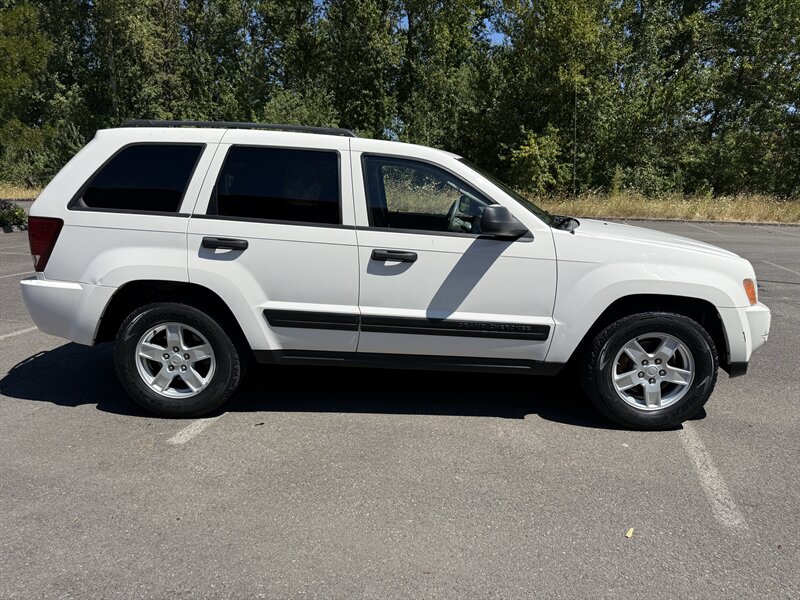 2005 Jeep Grand Cherokee Laredo - Photo 9 - Salem, OR 97317