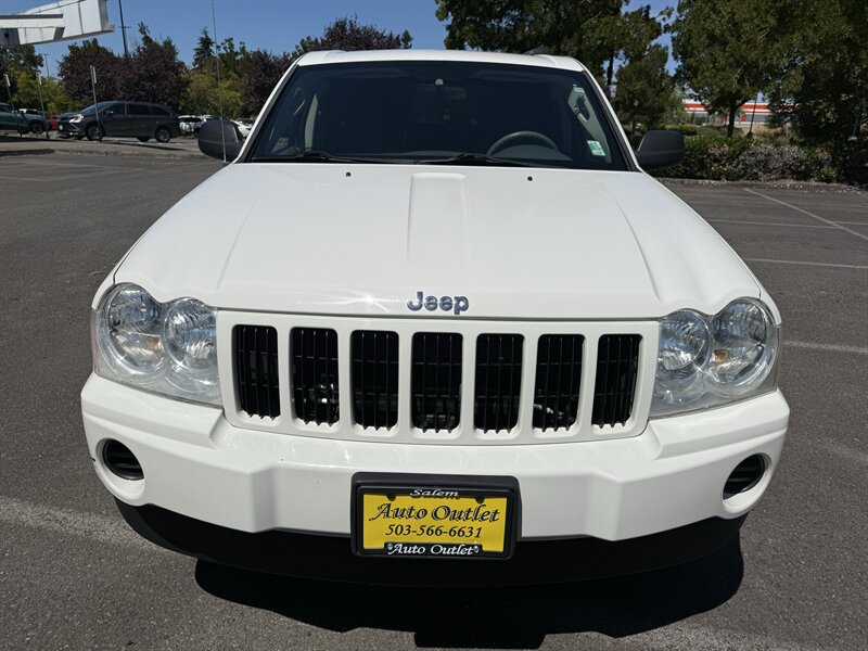 2005 Jeep Grand Cherokee Laredo - Photo 2 - Salem, OR 97317